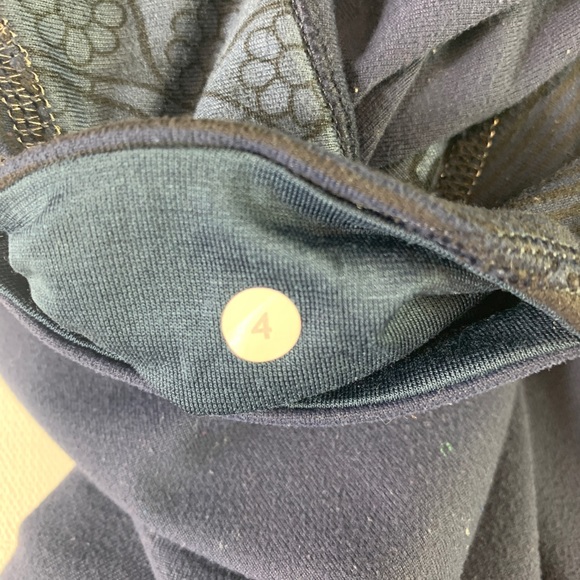 Lululemon Wunder Under Womens Reversible Leggings Size 4 Ankle Length 31” Inseam - Picture 6 of 11